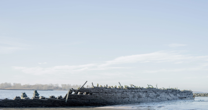 schiffswrack wrack polsjernan elbe elbstrand falkensteiner ufer